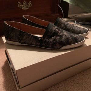 Frye Melanie slip on